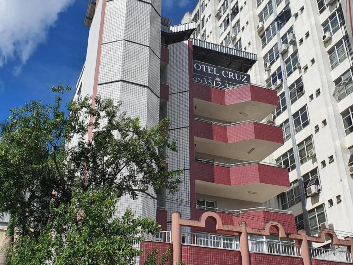 Cruz Hotel Divinópolis Dış mekan fotoğraf